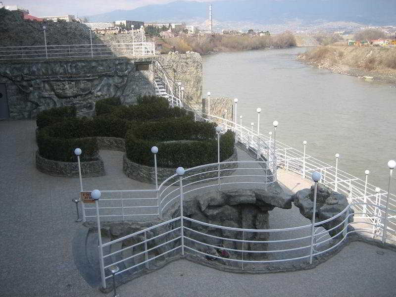 Cruise Hotel Tbilisi Exterior photo